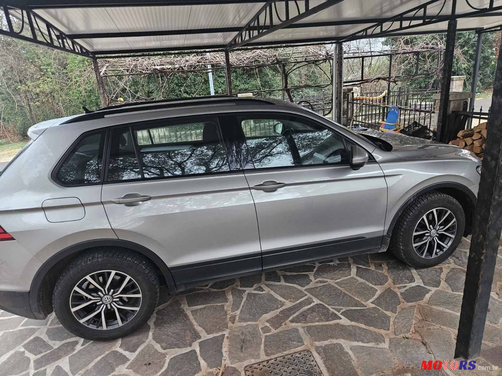 2017' Volkswagen Tiguan 2,0 Tdi Bmt photo #3