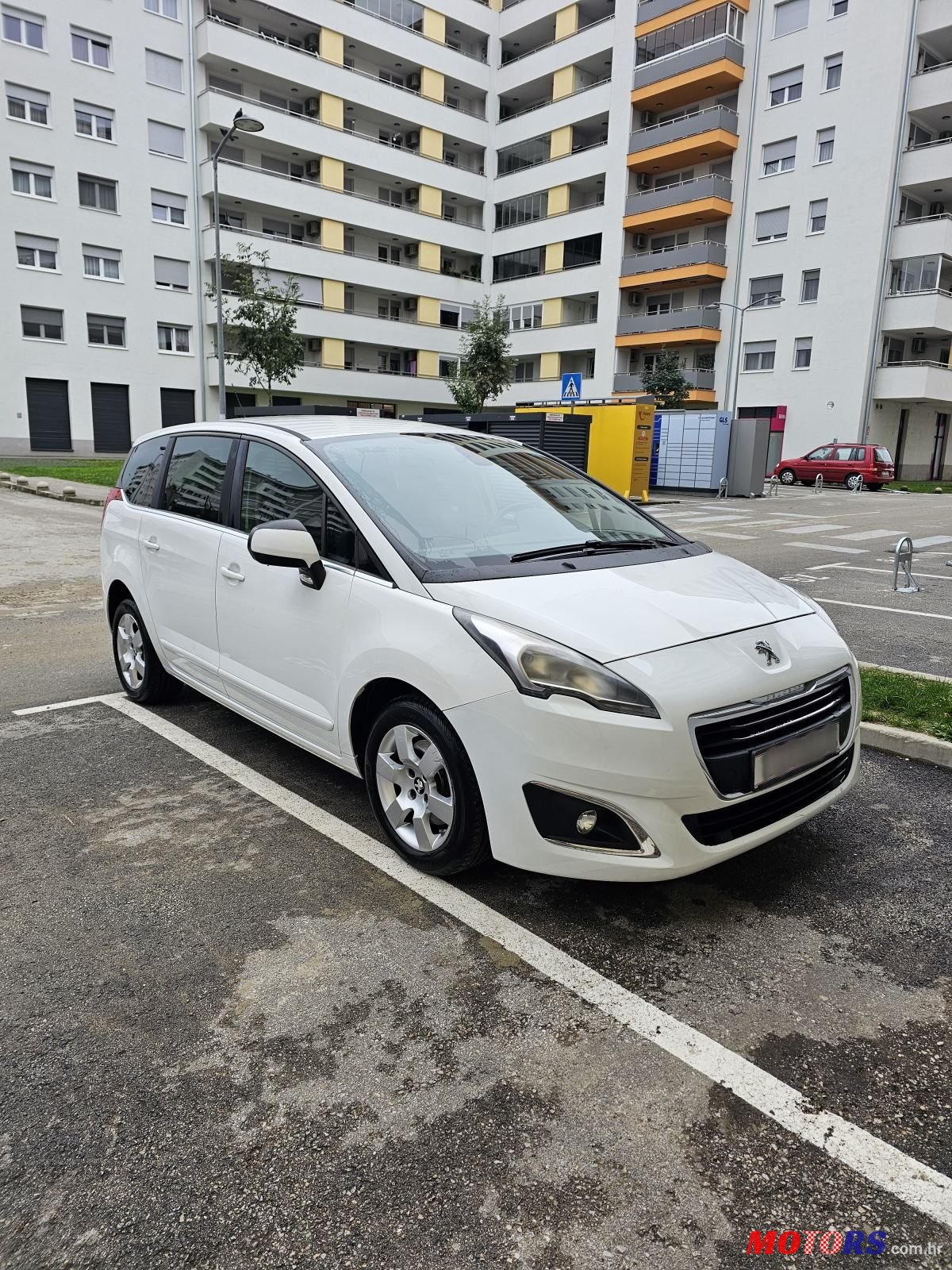 2015' Peugeot 5008 1,6 photo #1