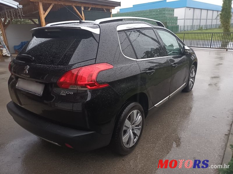 2015' Peugeot 2008 1,6 E-Hdi photo #6