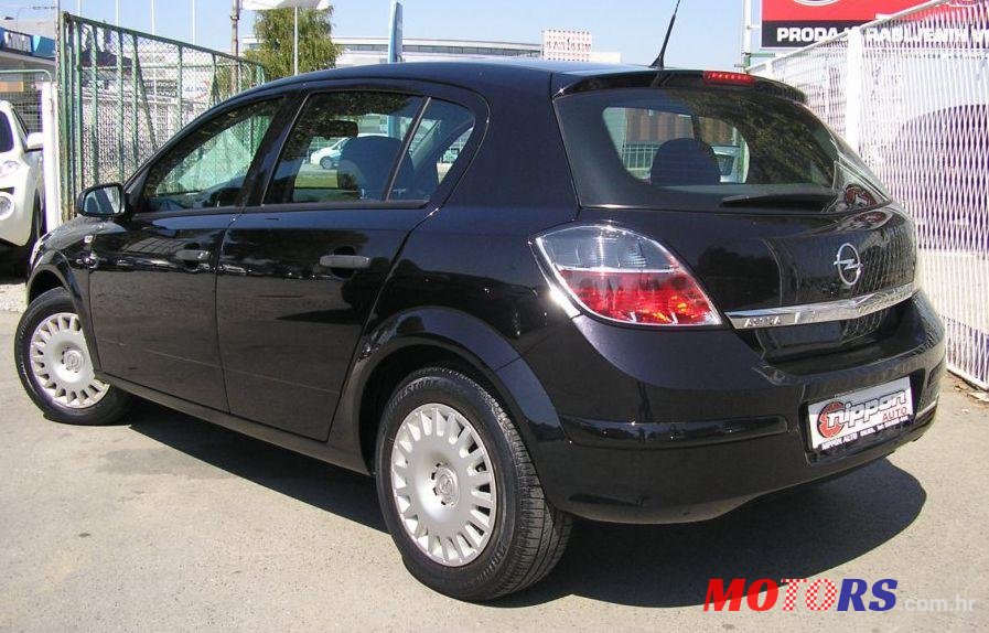 2010' Opel Astra 1,4 16V photo #4