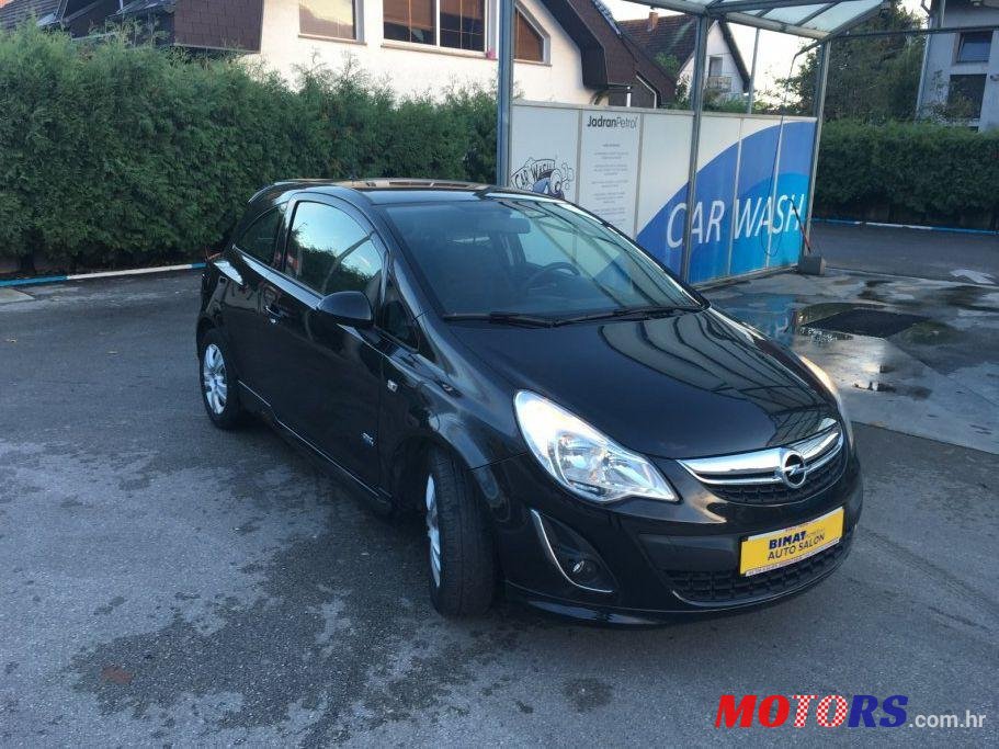 2012' Opel Corsa 1,3 Cdti photo #2