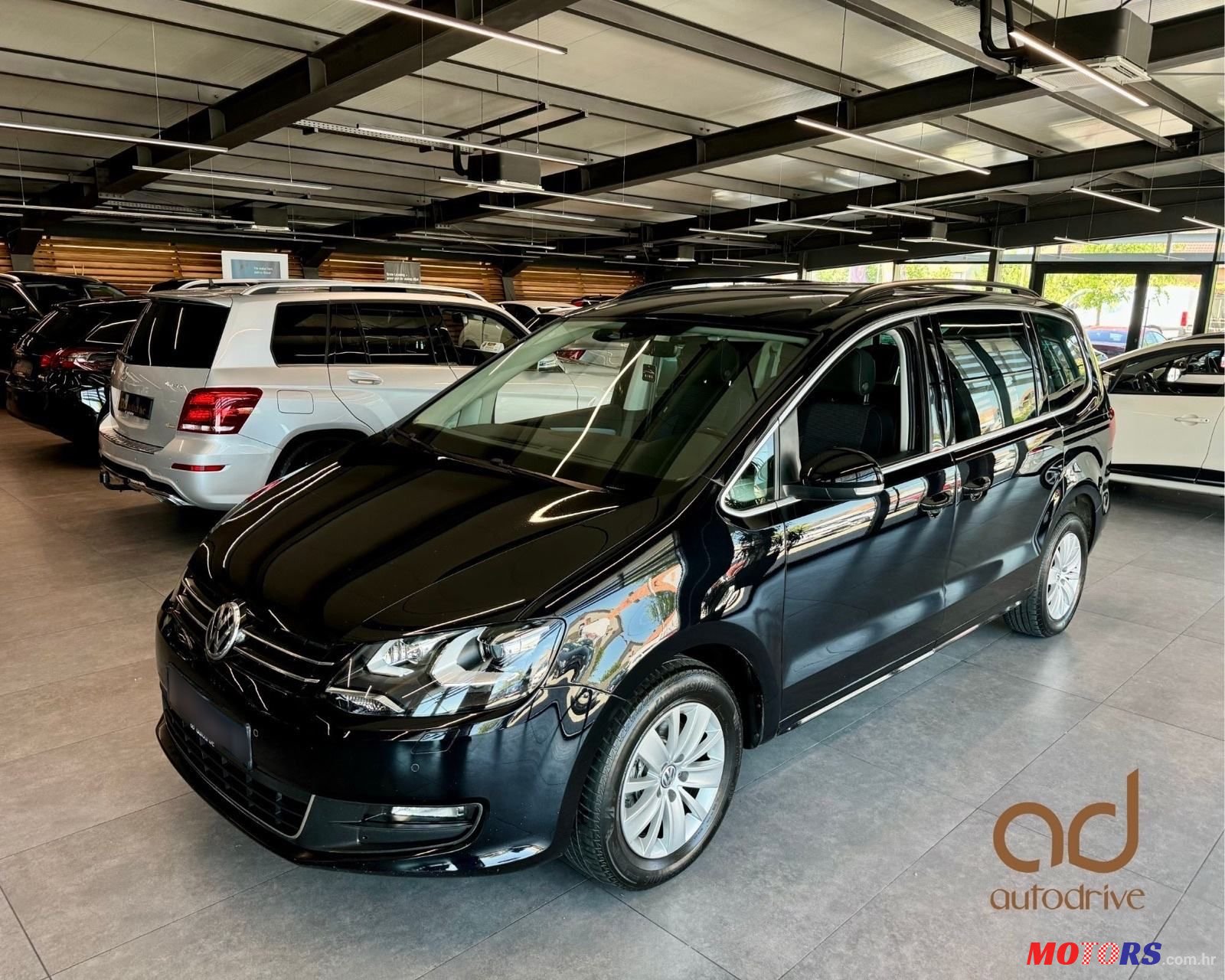 2016' Volkswagen Sharan 2,0 Tdi Bmt photo #1