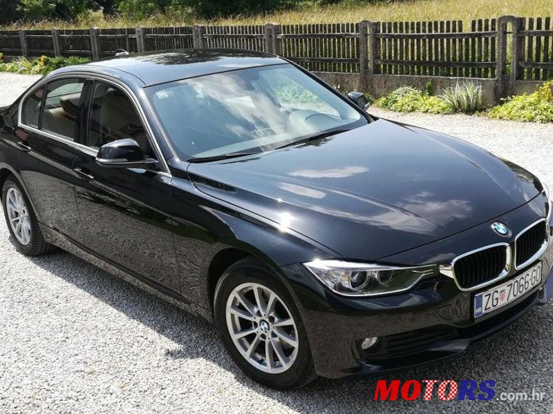 2013' BMW Serija 3 318D photo #1