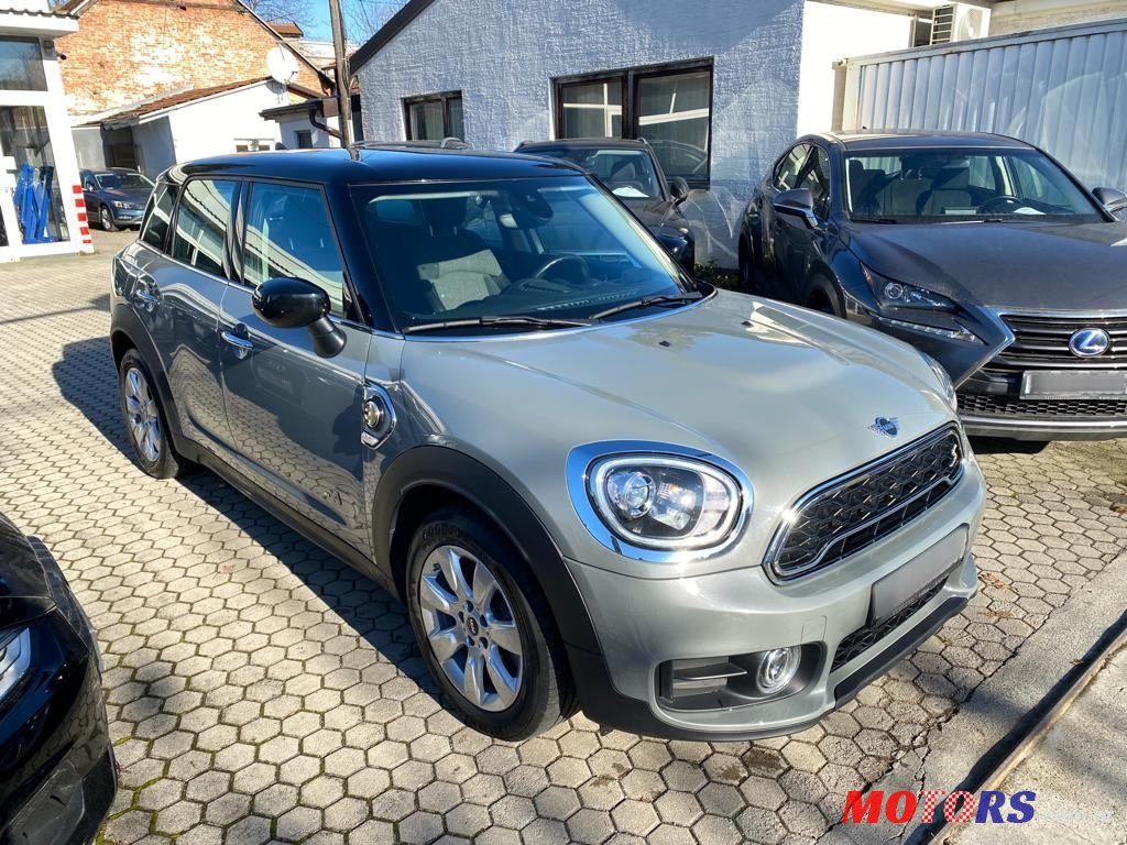 2019' MINI Countryman Cooper S photo #2