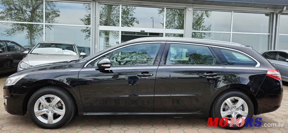 2011' Peugeot 508 Sw photo #2
