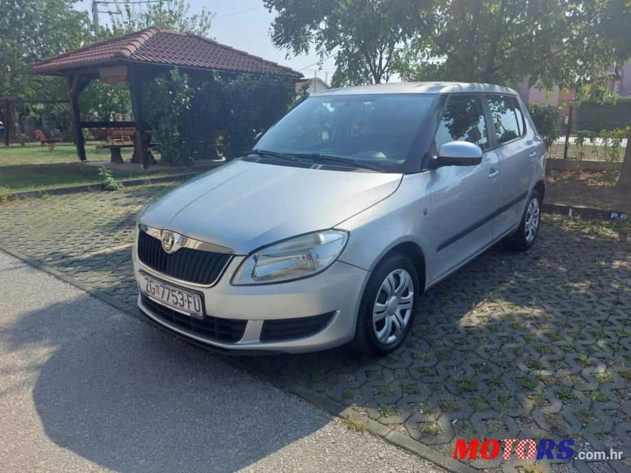 2010' Skoda Fabia 1,6 Tdi photo #2