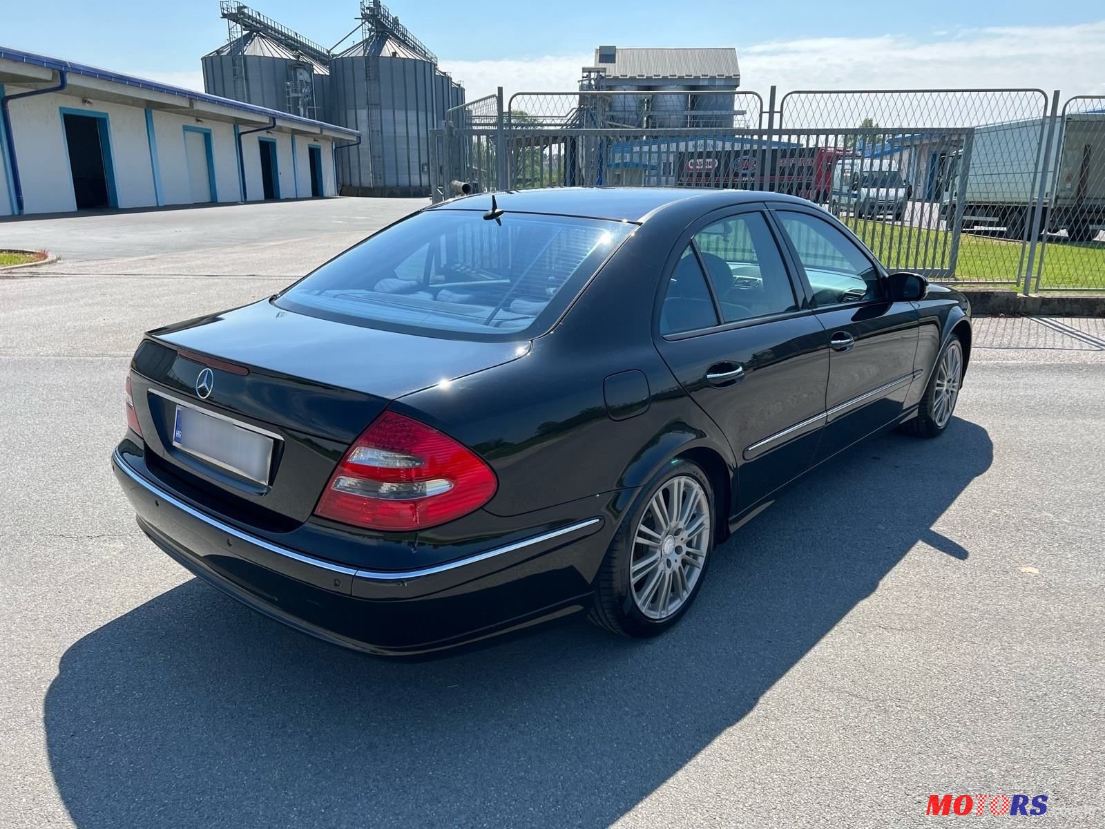 2004' Mercedes-Benz E-Klasa 320 photo #4