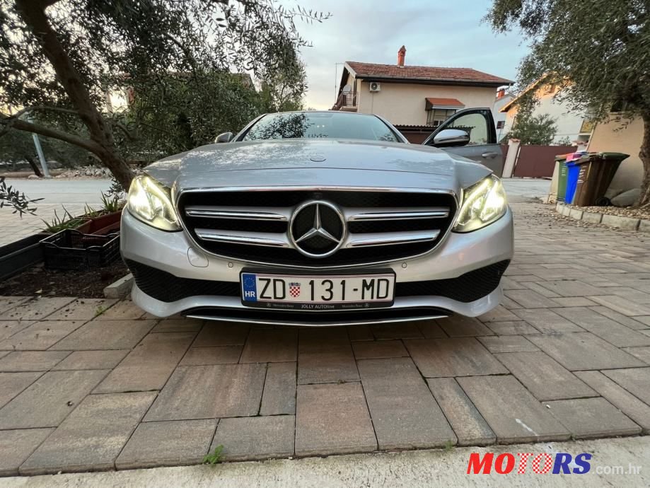 2017' Mercedes-Benz E-Klasa 220 D photo #1