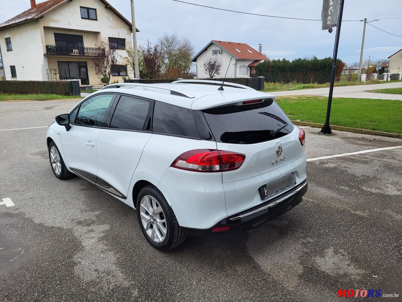 2018' Renault Clio Grandtour 1.5 Limited photo #5