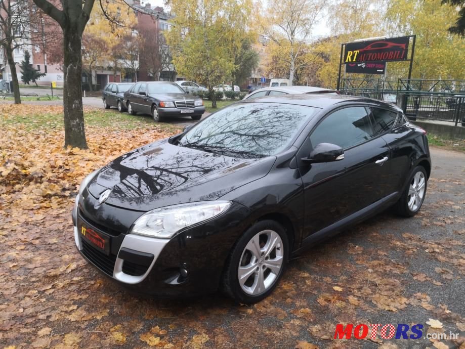 2009' Renault Megane Sport photo #1