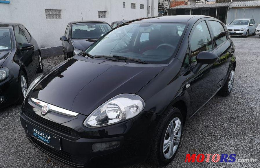 2010' Fiat Punto Evo 1,3 Multijet 16V photo #1