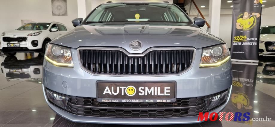 2013' Skoda Octavia Combi photo #5