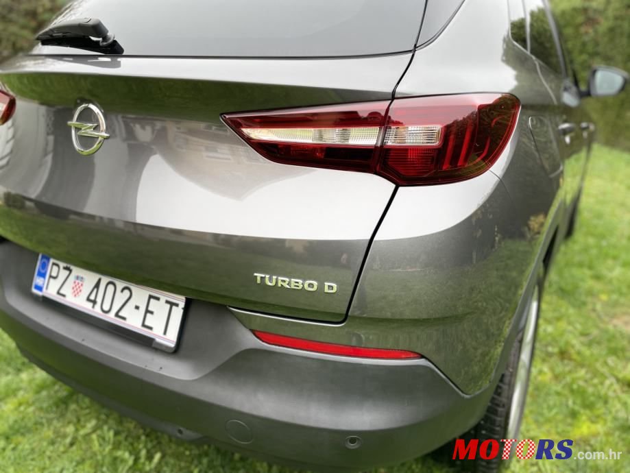 2018' Opel Grandland 1.6 Cdti photo #3