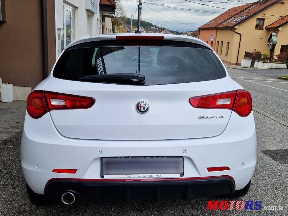 2016' Alfa Romeo Giulietta 1,6 photo #6