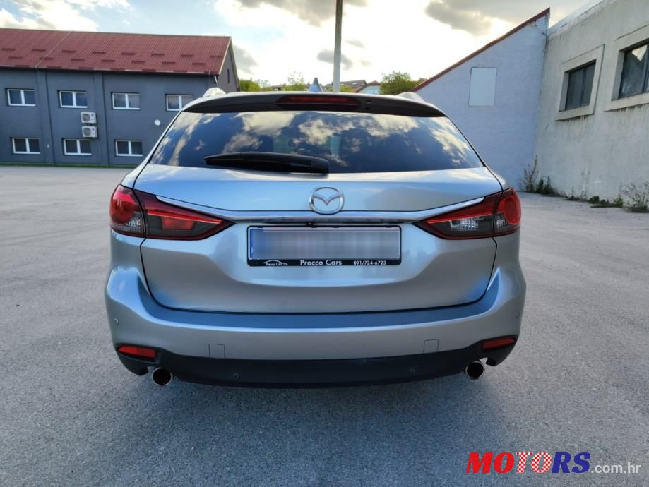 2014' Mazda 6 Sport Combi photo #4