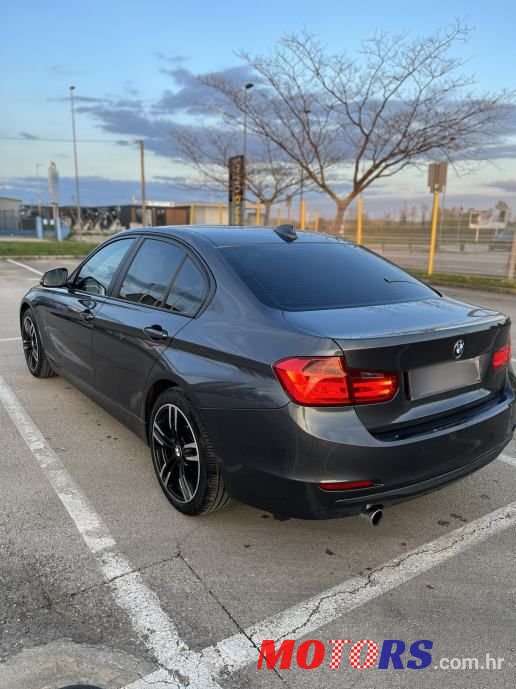 2012' BMW Serija 3 318D photo #3