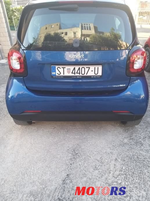 2018' Smart Fortwo photo #2