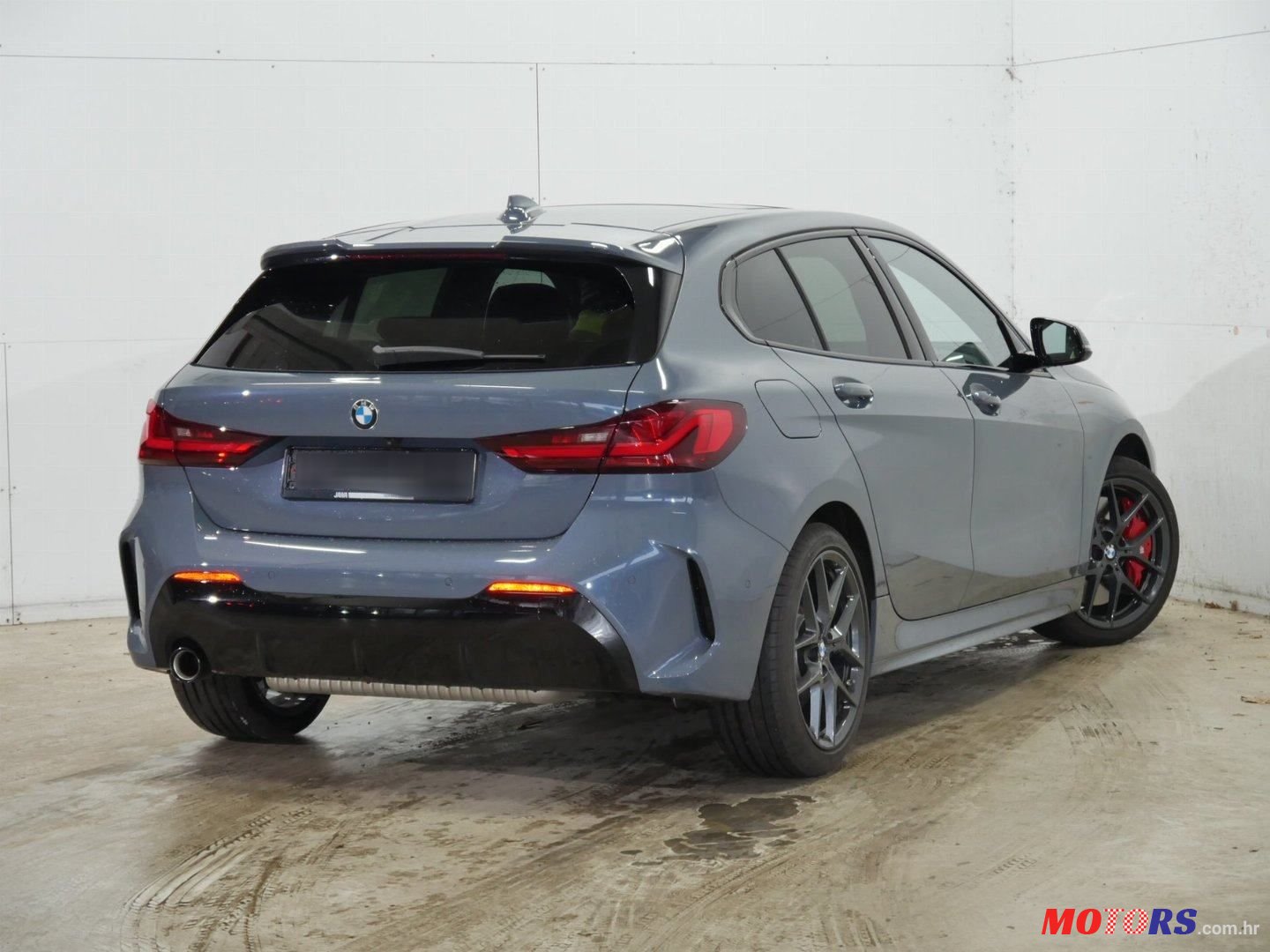 2023' BMW Serija 1 116I photo #4