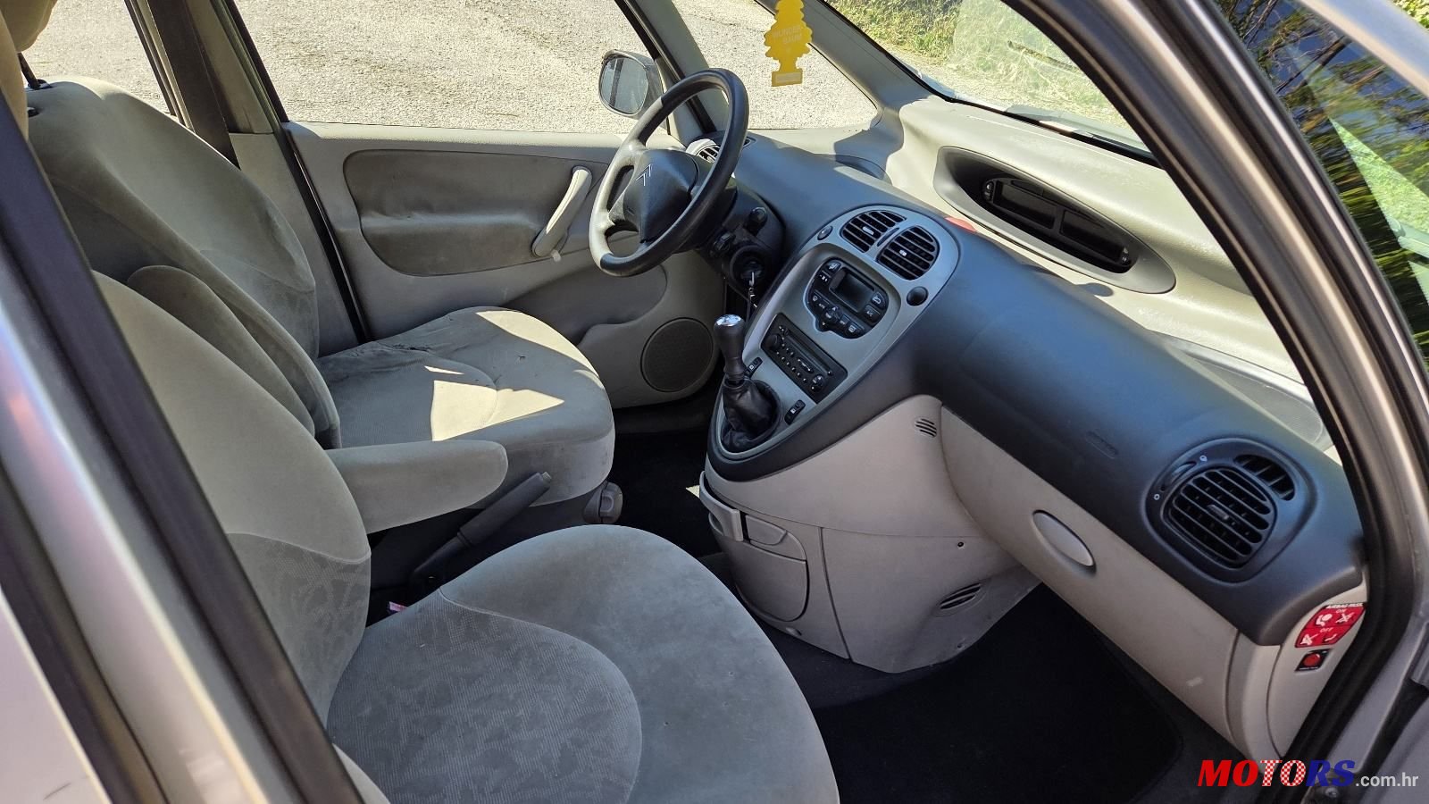 2006' Citroen Xsara Picasso 1,6 Hdi photo #5