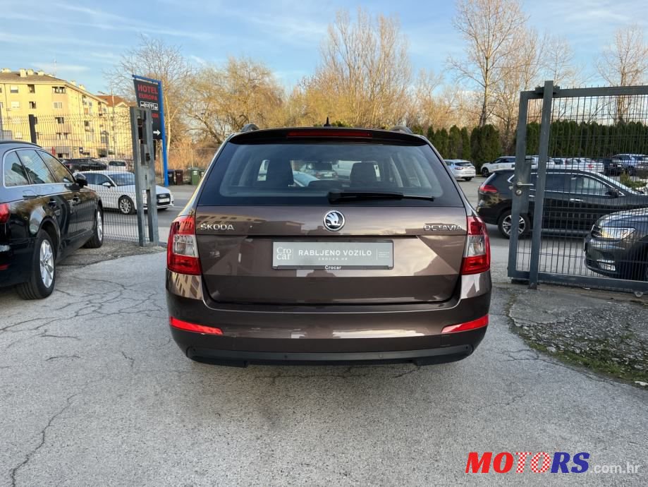 2016' Skoda Octavia Combi photo #6