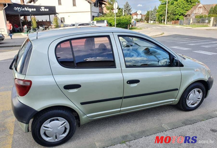 2003' Toyota Yaris 1,0 Vvt-I Cool photo #1
