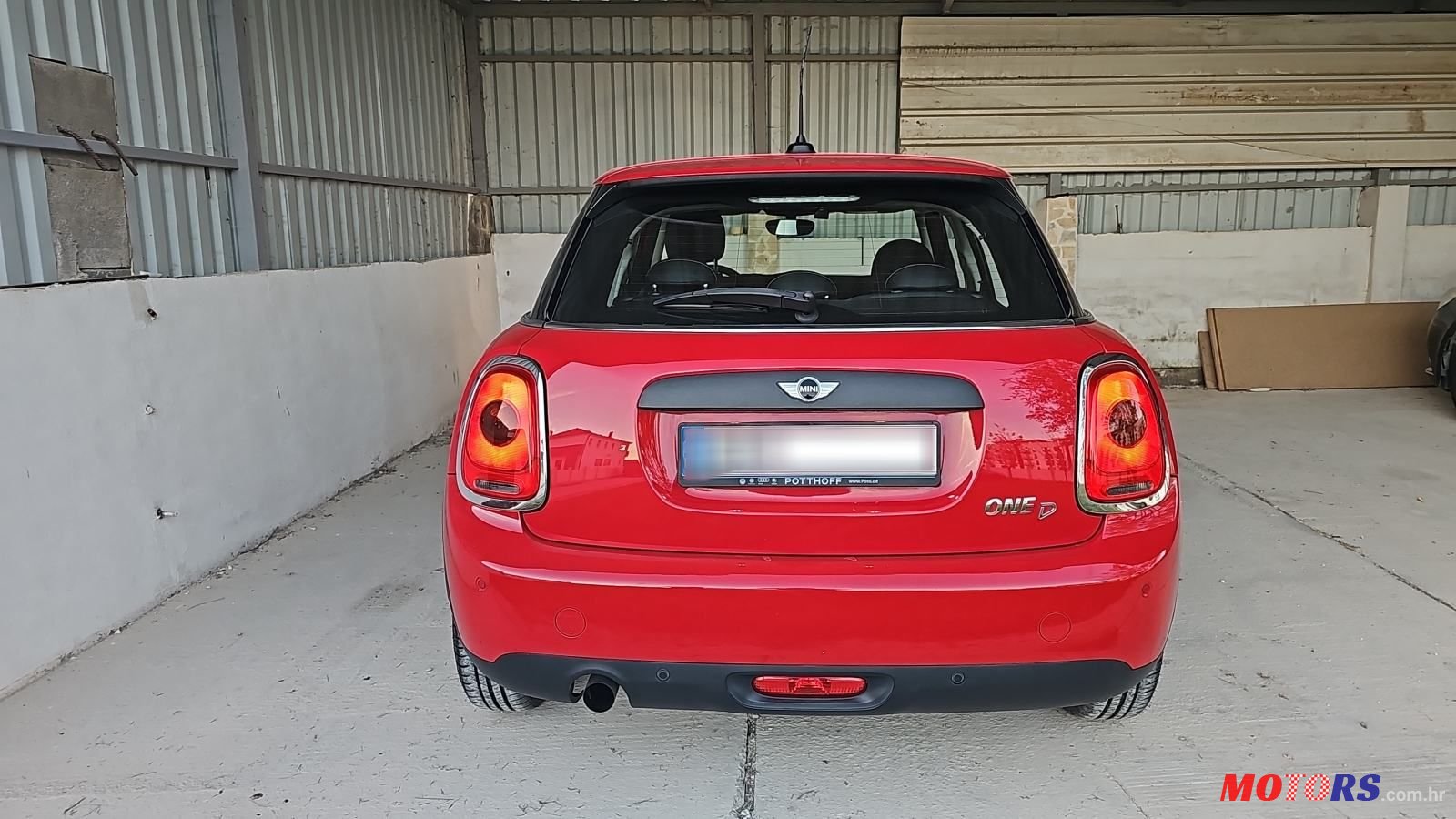 2017' MINI Cooper Diesel F55 photo #4