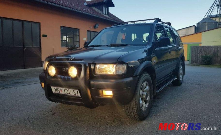 2001' Opel Frontera 2,2 Dti 16V photo #1