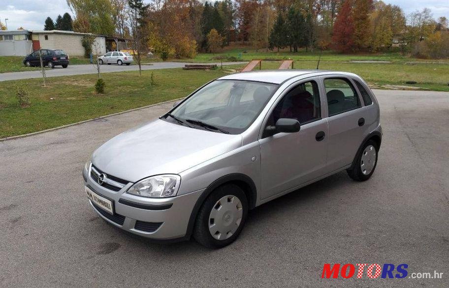 2004' Opel Corsa 1,3 Cdti photo #1