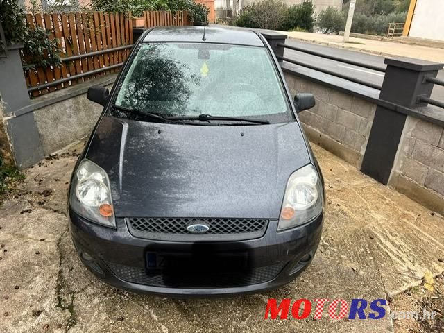 2008' Ford Fiesta 1,6 photo #1