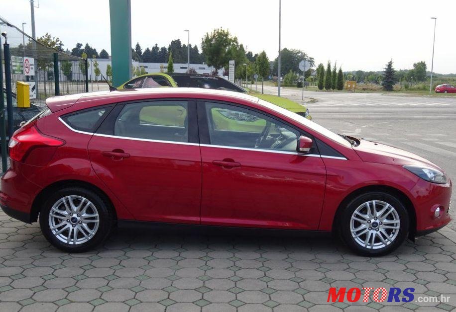 2011' Ford Focus 1,6 photo #1