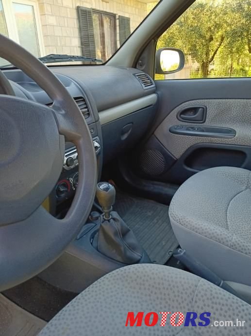 2006' Renault Clio 1,2 photo #1