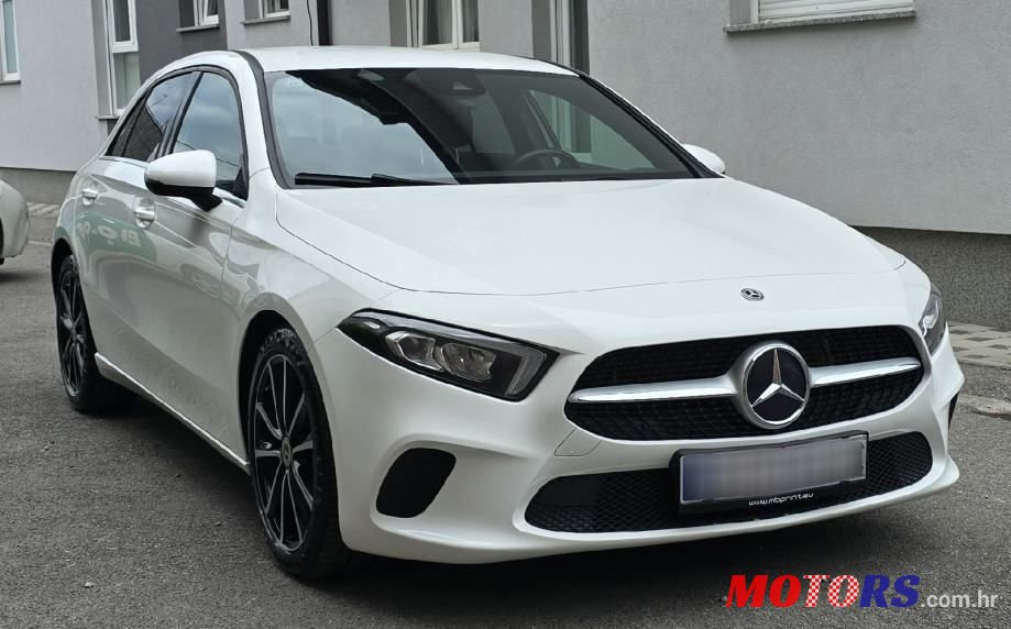 2019' Mercedes-Benz A-Klasa 180 D photo #3