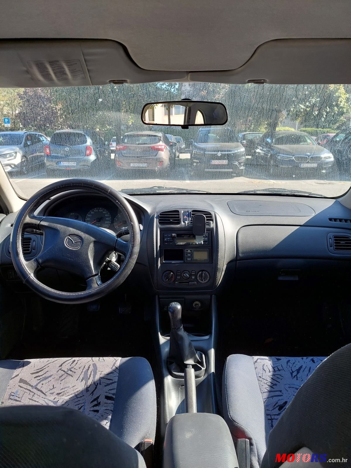 1999' Mazda 323 F 1,5 I photo #4