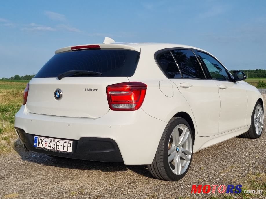 2012' BMW Serija 1 118D photo #2