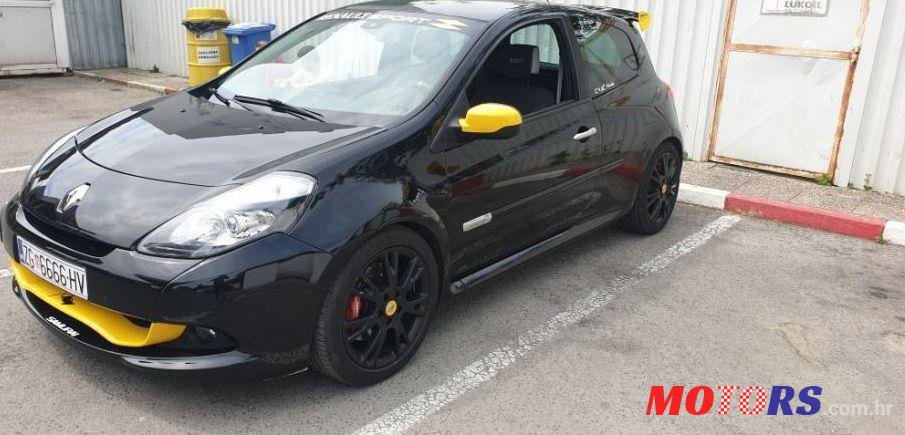 2009' Renault Clio 2,0 16V Sport photo #2