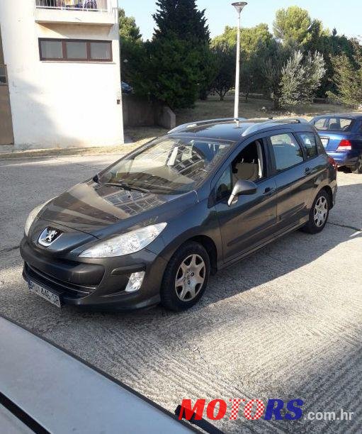 2010' Peugeot 308 Sw photo #1