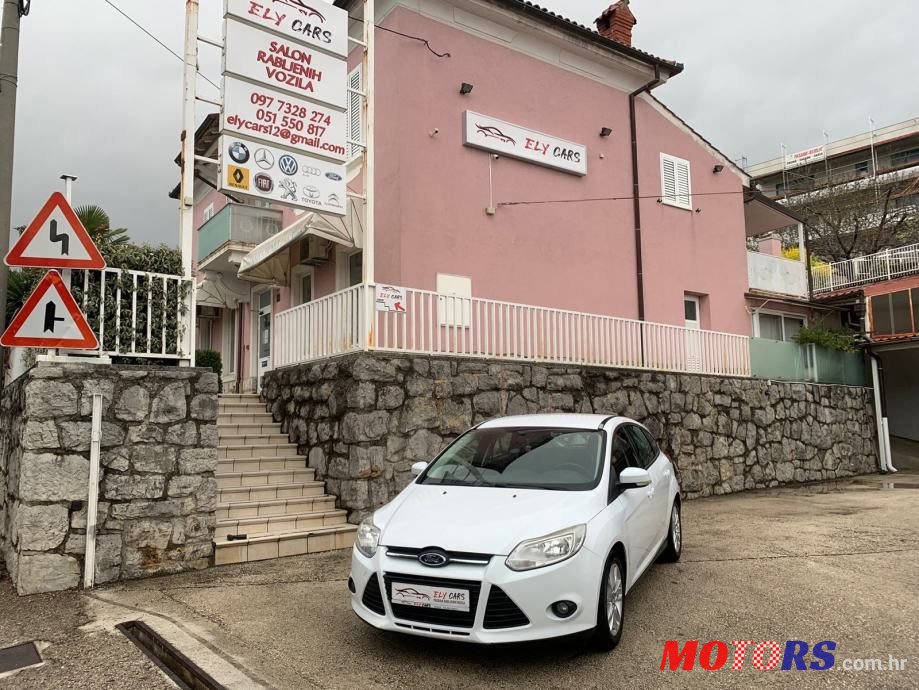 2011' Ford Focus 1,6 photo #1