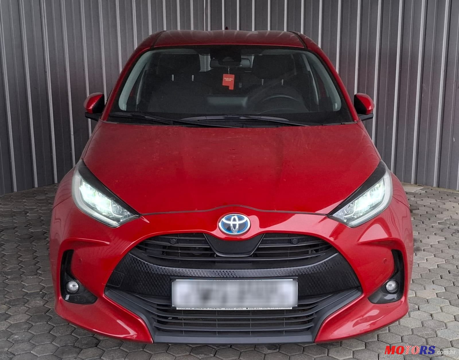 2023' Toyota Yaris 1,5 photo #2