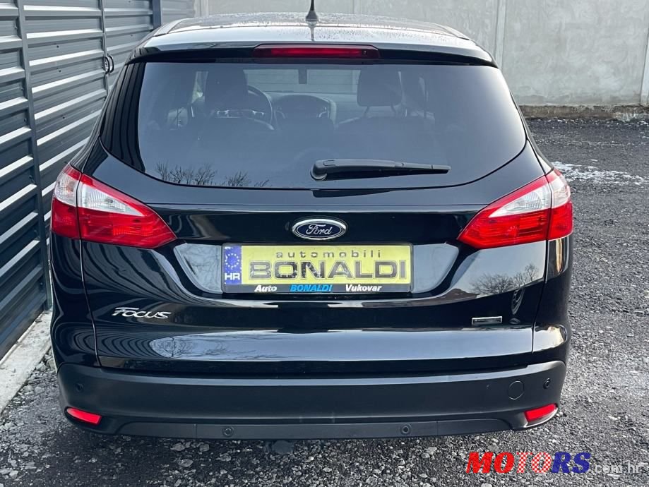 2011' Ford Focus Karavan photo #5