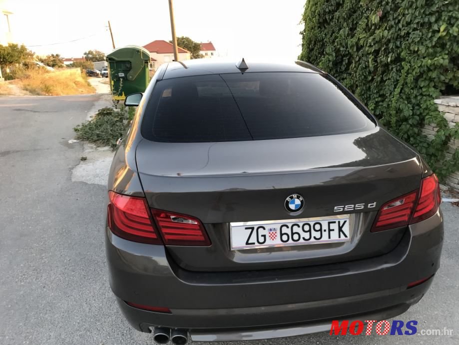 2011' BMW Serija 5 525D photo #5