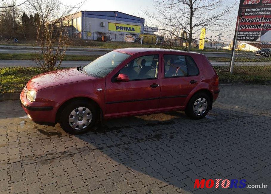 2001' Volkswagen Golf IV 1,9 Sdi photo #1