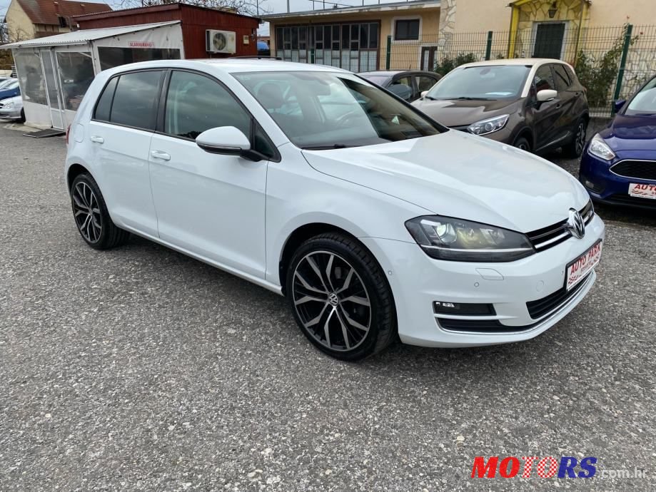 2013' Volkswagen Golf 7 photo #5