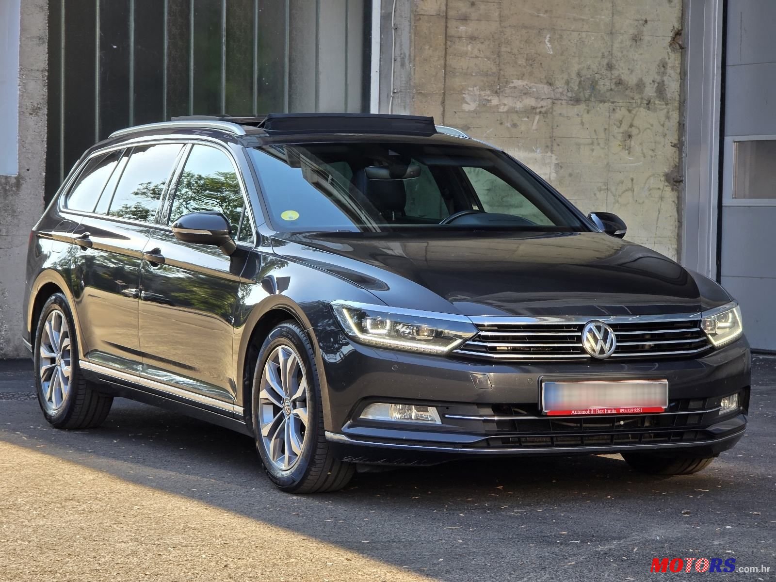 2019' Volkswagen Passat Variant photo #6