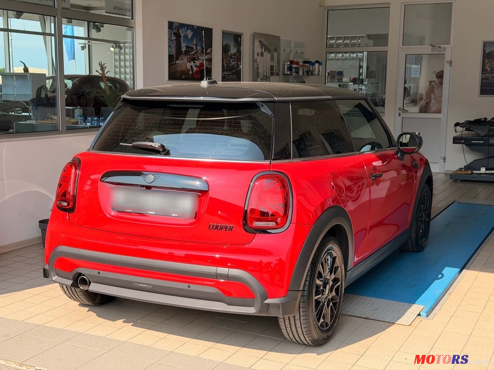 2024' MINI Cooper 3-Vrata F56 photo #6