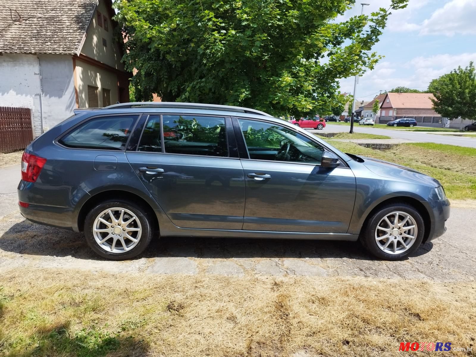 2015' Skoda Octavia Combi photo #6