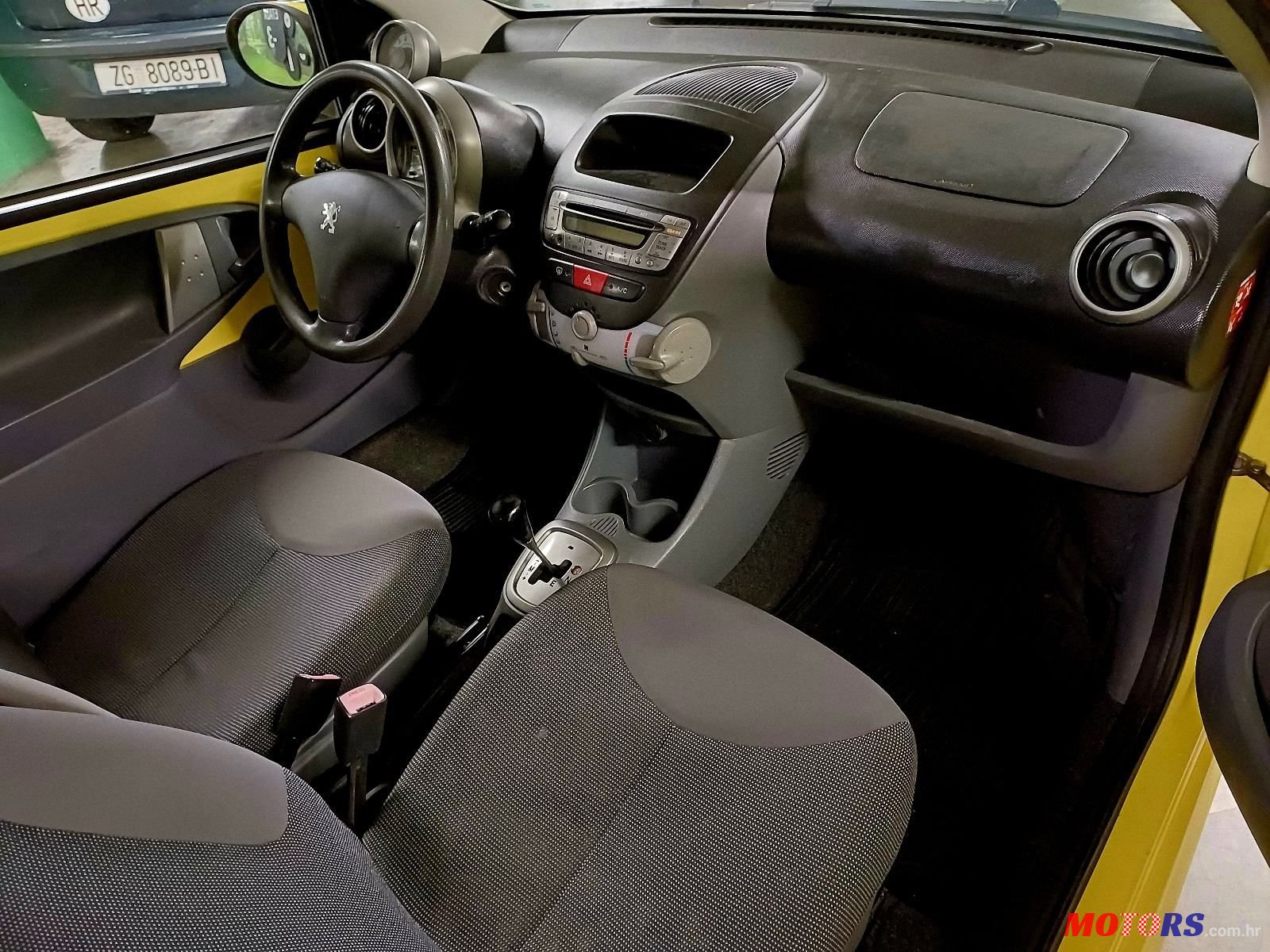 2007' Peugeot 107 1,0 2-Tronic photo #3