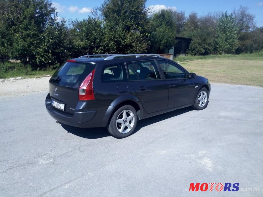 2007' Renault Megane Grandtour photo #2