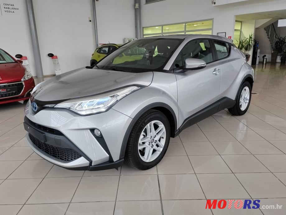 2023' Toyota C-HR 1,8 photo #1