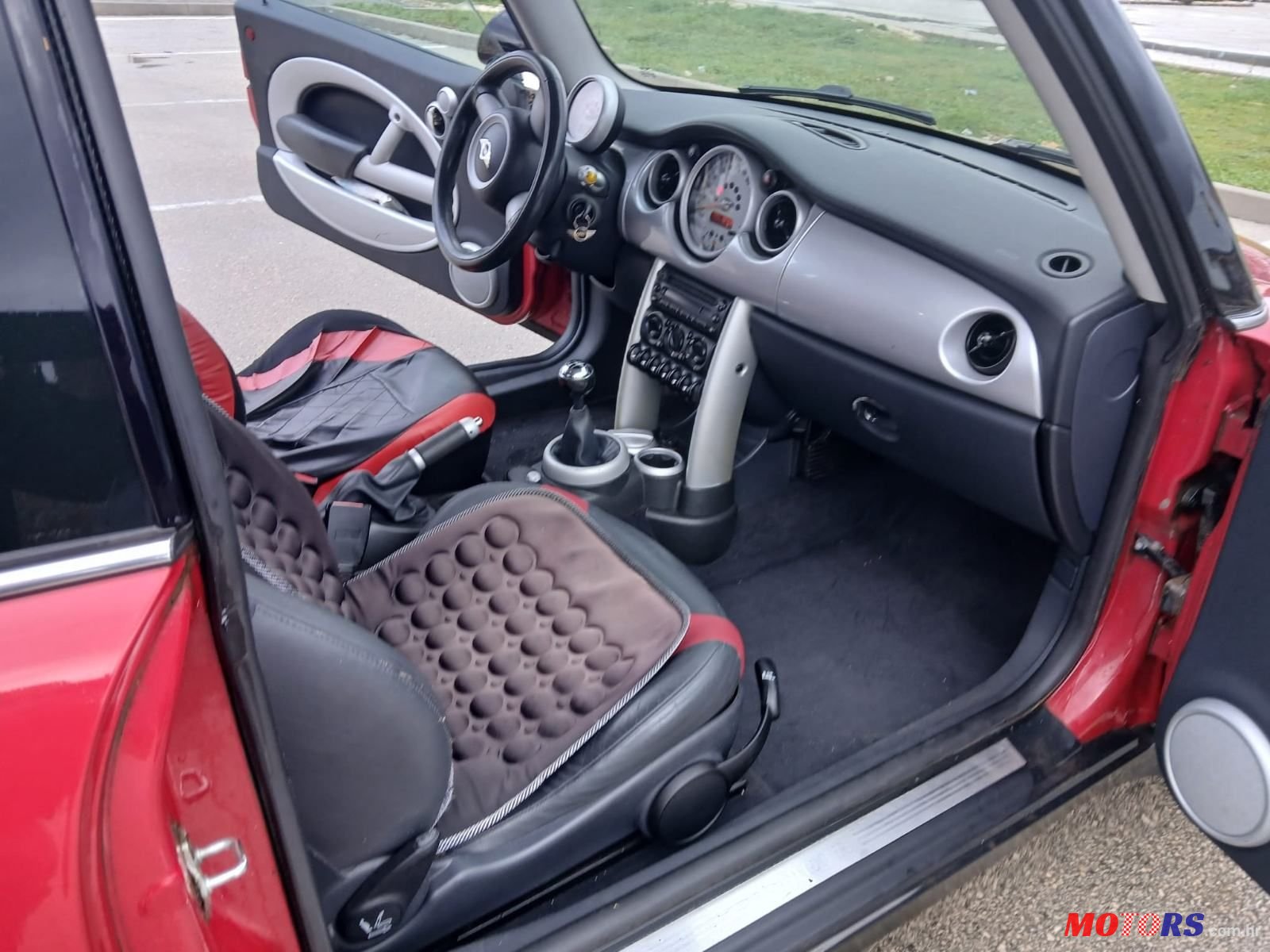 2006' MINI Cooper 1.6 photo #6