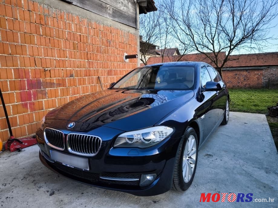 2010' BMW Serija 5 530D photo #3